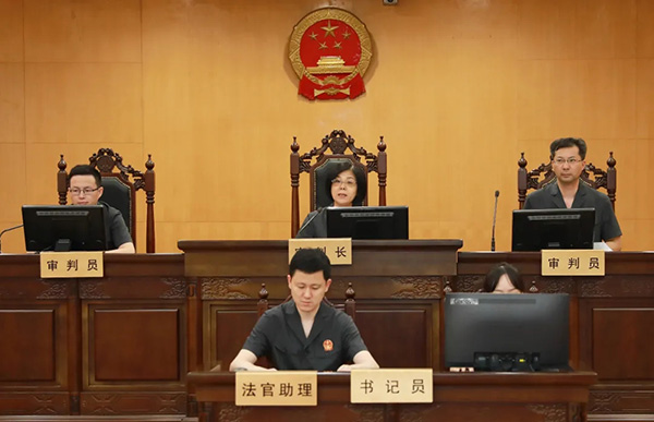 陆智投利用外挂软件自动抢购理财产品被诉不正当竞争-泉州侵权诉讼答辩