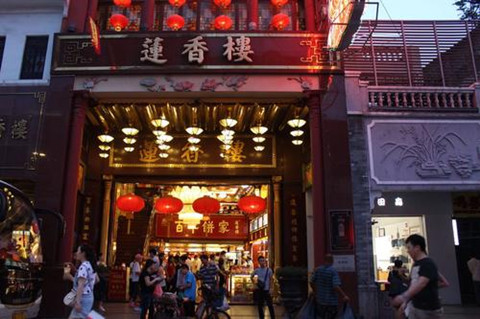 广州“莲香楼”商标被多个主体同时使用引起商标许可纠纷-晋江商标申请查询